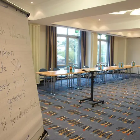 Atlanta Leipzig Szálloda Großpösna