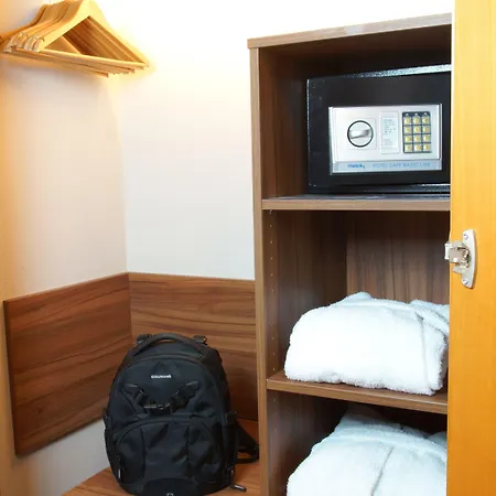 Atlanta Leipzig Szálloda Großpösna