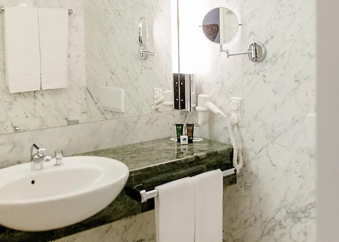 Atlanta Leipzig Szálloda Großpösna